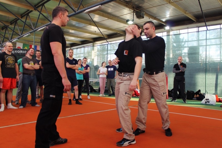 Poučavanje Krav Maga tehnika Poučavanje Krav Maga tehnika